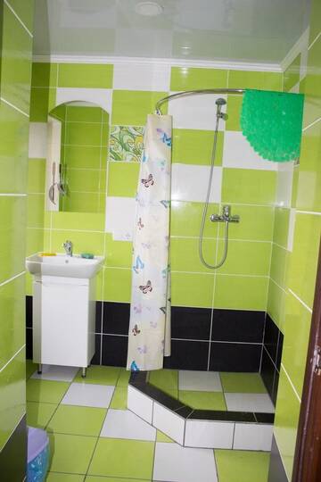 Фото номера Двухместный номер с 2 двуспальными кроватями Отель Імобільяре г. Khorostkiv 3